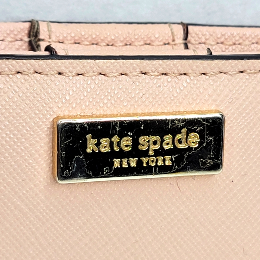 Kate Spade‎ Pink Wallet - Picture 2 of 9